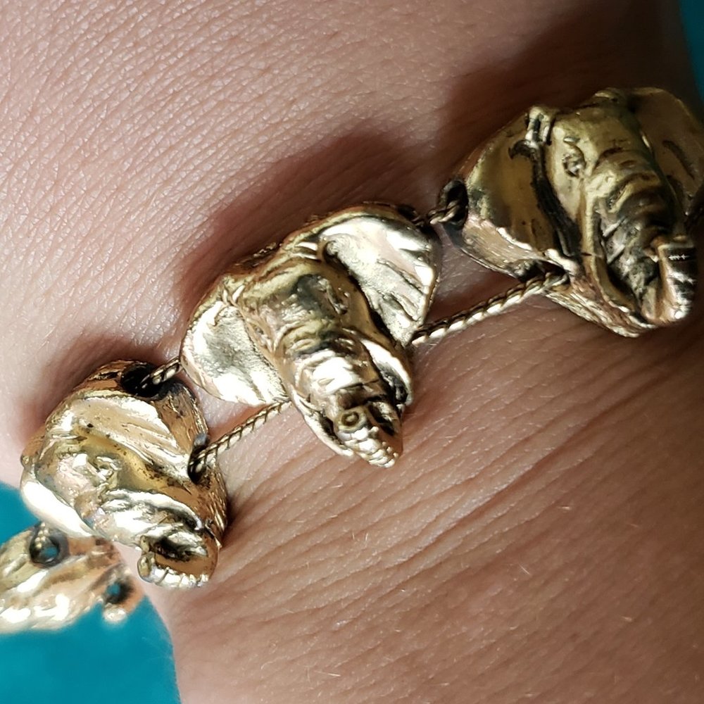Gold tone elephant bracelet